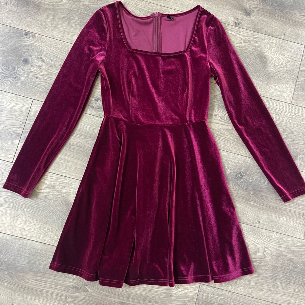 Women’s velvet dress
